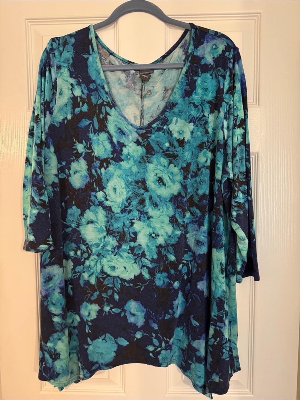 Covington Teal and Navy Floral V-Neck Tunic
